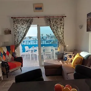 https://aguazul-puerto-del-carmen-lanzarote.in-canary-islands.com